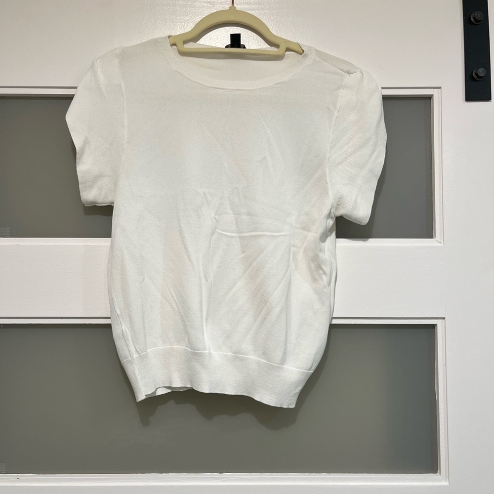 Ann Taylor off White Short Sleeve Top sweater knit